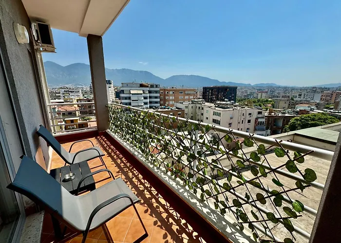 New Bazaar Cozy 3 Apartment Tirana