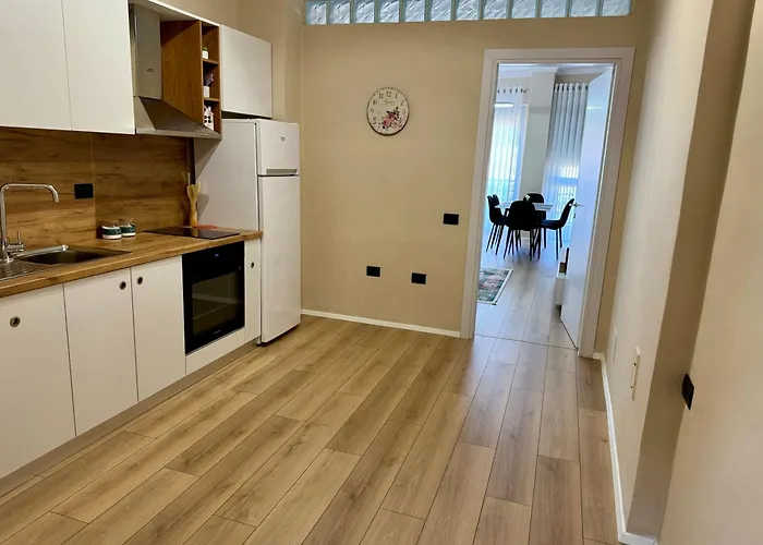 Apartment New Bazaar Cozy 3 Tirana