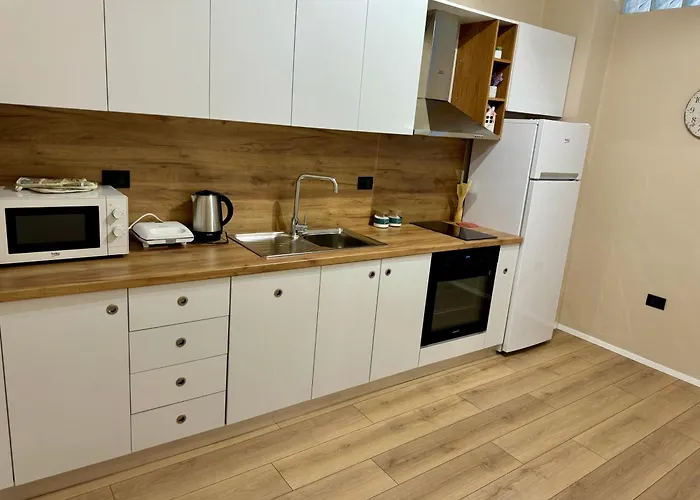 New Bazaar Cozy 3 Apartment