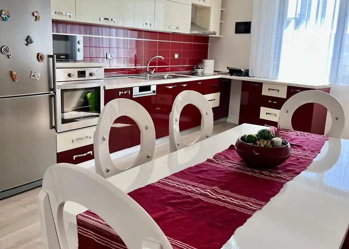 New Bazaar Cozy 3 * Tirana