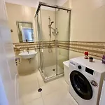 Apartment New Bazaar Cozy 3 Tirana