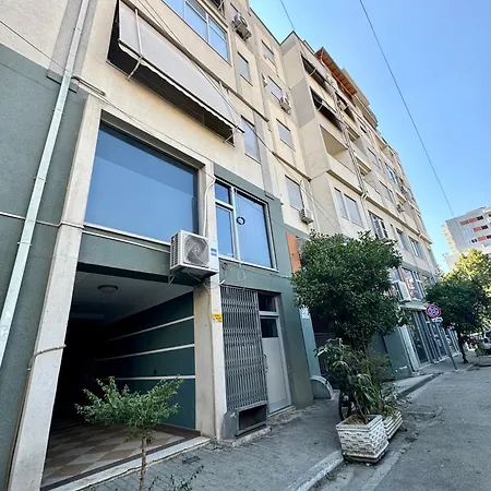 Apartment New Bazaar Cozy 3 Tirana