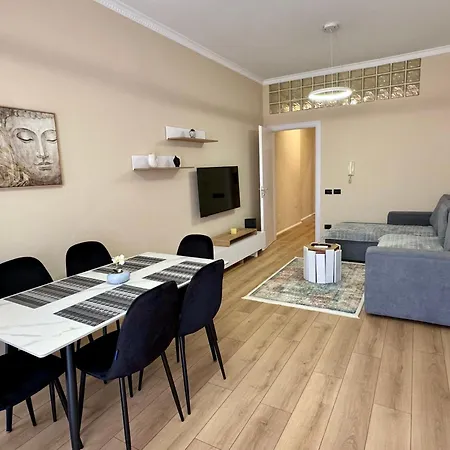 New Bazaar Cozy 3 דירה *