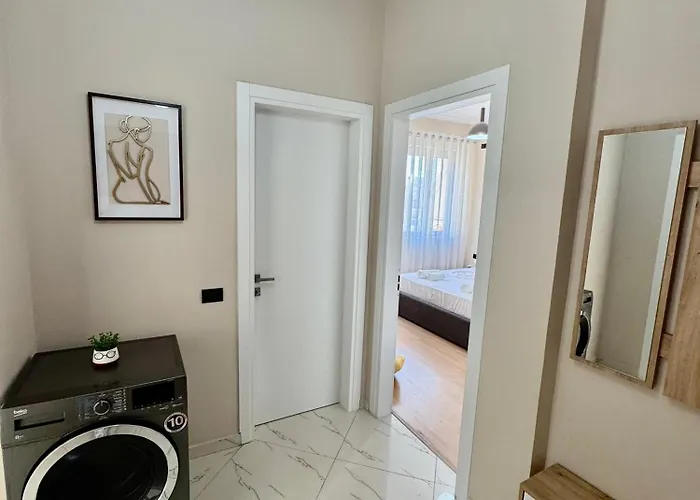 Apartment New Bazaar Cozy 3 Tirana